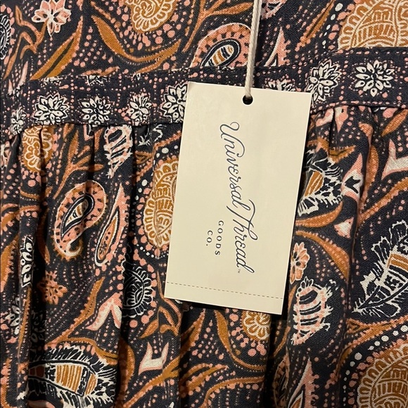 Patterned Brown Floral Ruffle Dress - Picture 3 of 9